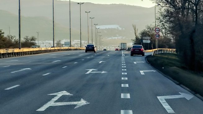 Започва строежът на нови 14 км от автомагистрала "Хемус"