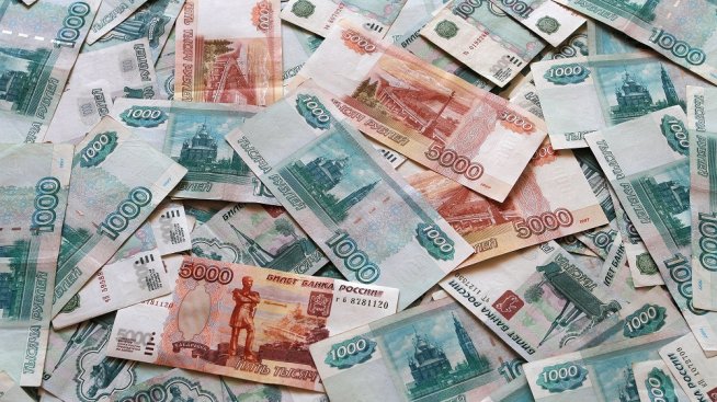 Проблемите на рублата означават болка, но не и колапс
