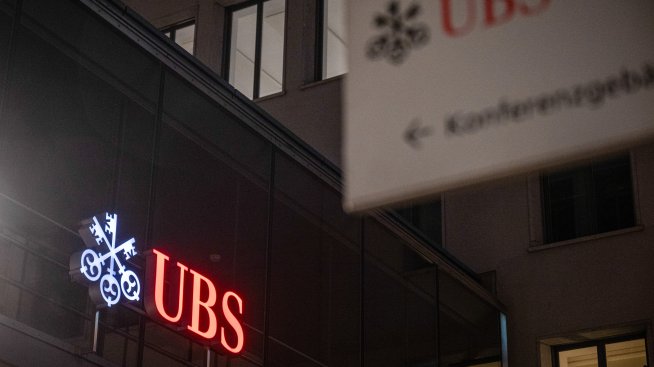 UBS планира обратно изкупуване на акции за 3 млрд. долара през 2025 г.