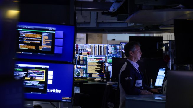 S&P 500 достигна нов рекорд, а основните щатски индекси приключиха впечатляващ месец