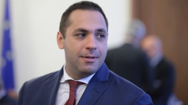 Караниколов: Догодина България може да има завод за краен продукт