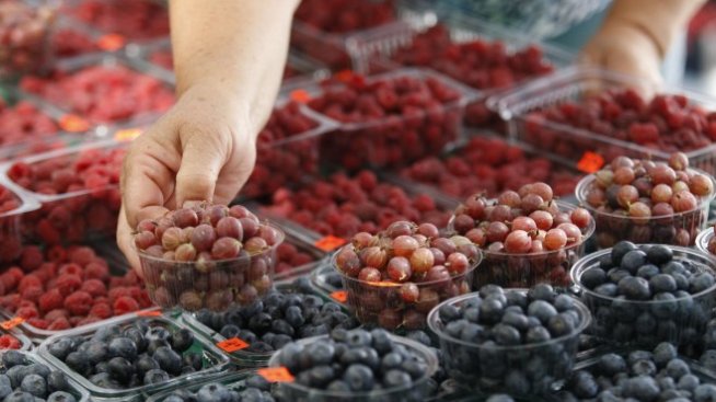 Евродепутатите искат ясна дефиниция за двоен стандарт при храните