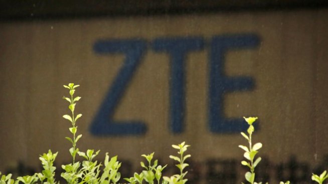 САЩ премахнаха ограниченията срещу ZTE