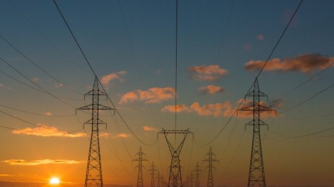 Рекордна средна цена на тока в Европа от 398 евро за MWh