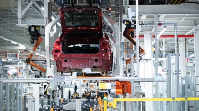 Volkswagen увеличава производството на електромобили в Цвикау 