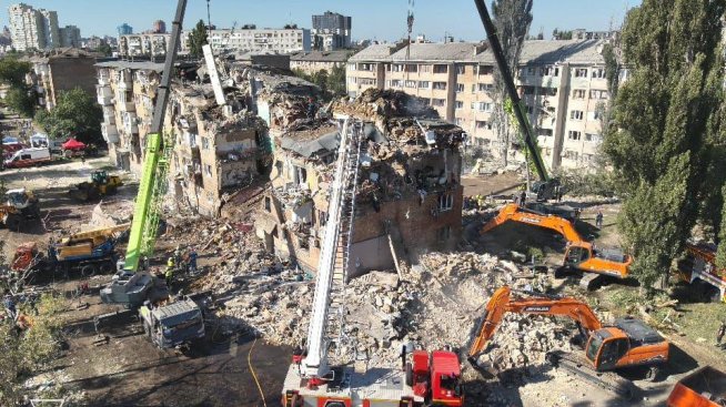 От тайните преговори: Донбас отдаден под аренда на Русия, без самолети с дипломати в Украйна