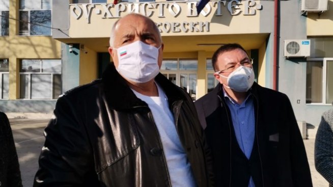 К. Ангелов: От 4 февруари може да разрешим на още класове да учат присъствено