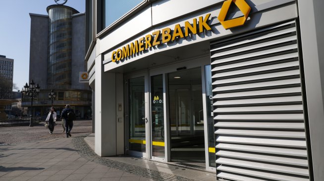 Германия отхвърли офертата на UniCredit за придобиване на Commerzbank