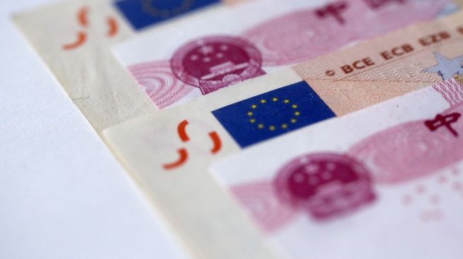 Делът на юана в търговското финансиране се удвоява от началото на войната в Украйна