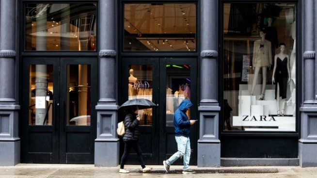 Inditex отложи решението за дивидента си