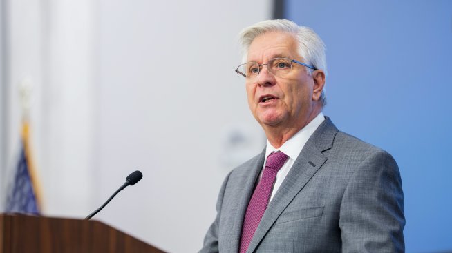 Уолър от Фед призова за намаление на лихвите през декември