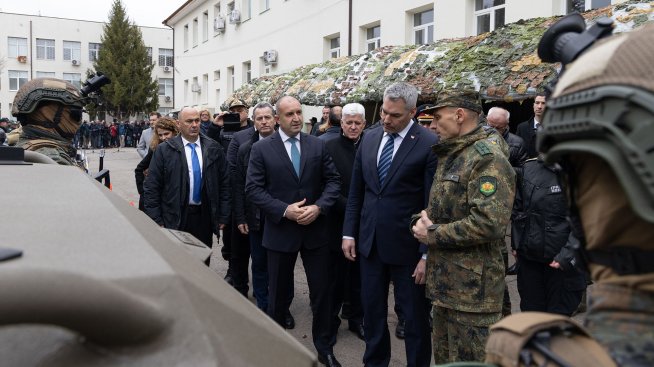 Австрия ще подкрепи България да получи от ЕК 2 млрд. евро за охрана на границата
