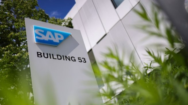 Войната в Украйна накара SAP да свие прогнозата за годишната си печалба