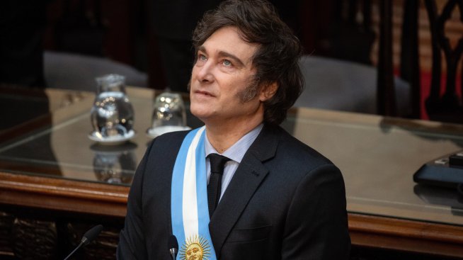 Аржентинският президент очаква инфлацията в страната да се охлади до 18% през 2025 г.