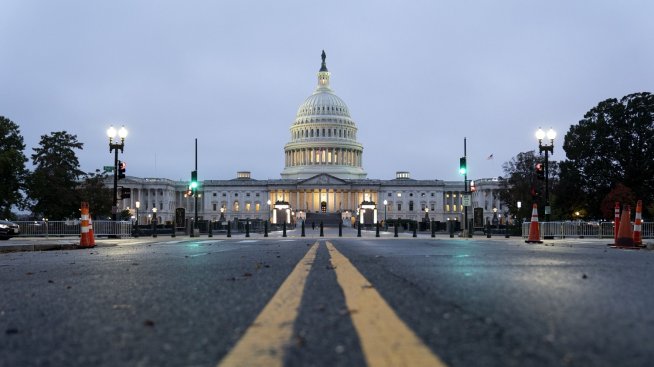 Американският Сенат се приближава към одобрение на помощта за Украйна