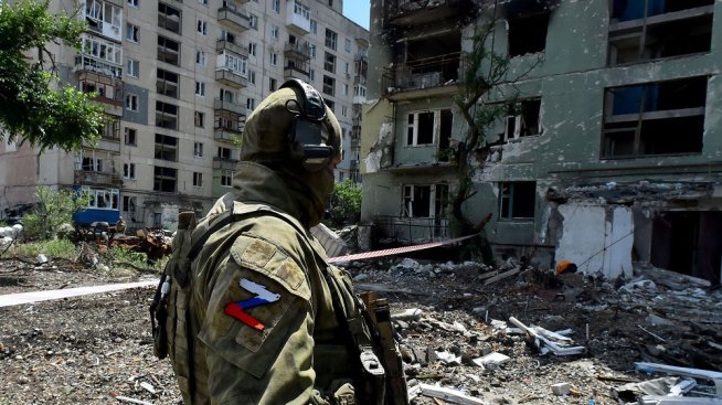 Все повече американци застават зад Украйна, все повече руснаци искат мирни преговори