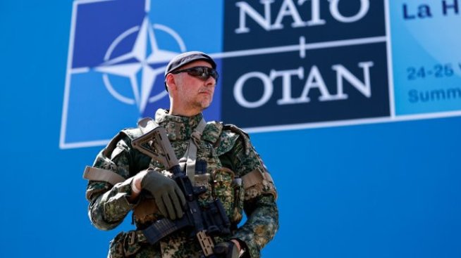 Какъв е правилният ход на НАТО след дроновете в Полша и Румъния