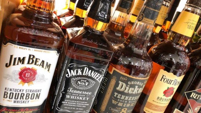 Износът на уиски от САЩ е пресъхнал заради по-високите мита