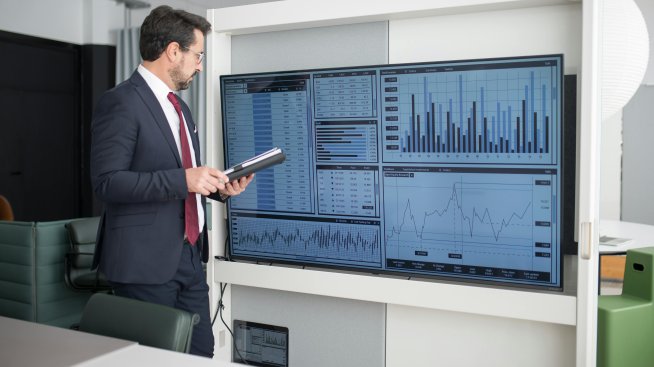 Средното заплащане на бизнес ръководителите в САЩ е достигнало рекордните 16,8 млн. долара