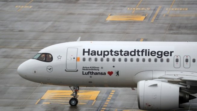 Lufthansa иска да вземе назаем още половин милиард евро