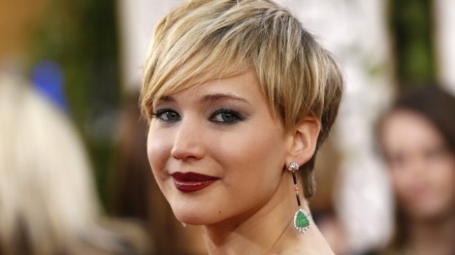 Apple разследва дали хакери не са откраднали голи снимки на звезди от iCloud 