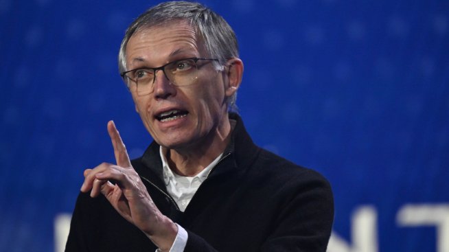 Stellantis няма да мести производството на Peugeot e-208 във Франция