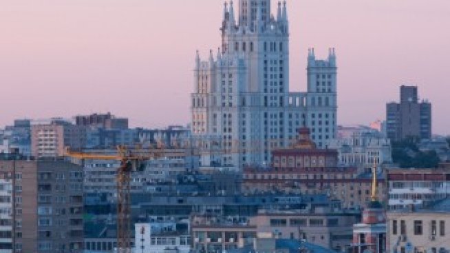 Имотните магнати в Русия печелят от пандемичния бум на жилищния пазар