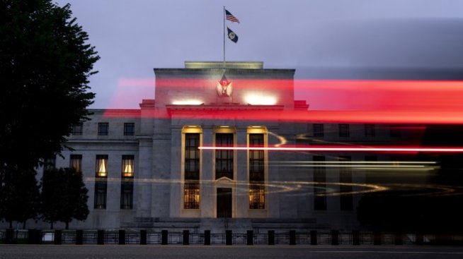 Фед ускорява битката с инфлацията с ръст на лихвите от 75 базисни пункта*