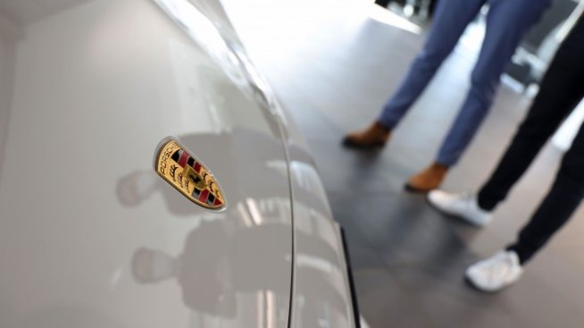 Porsche създава съвместно предприятие с германски производител на батерии