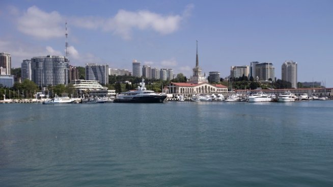 Имот на морето - пазарите в Бургас, Сочи и Батуми са на различни скорости