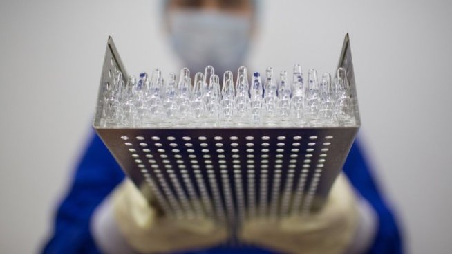 Вероятно вариантът „Делта" на COVID-19 ще доминира през есента