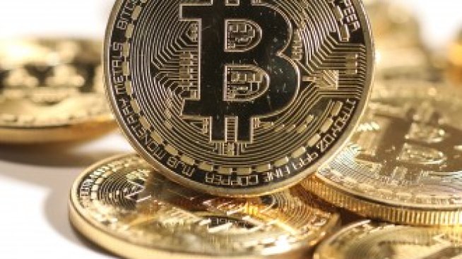 Сривът на биткойна изтри над 100 млрд. долара от целия крипто пазар