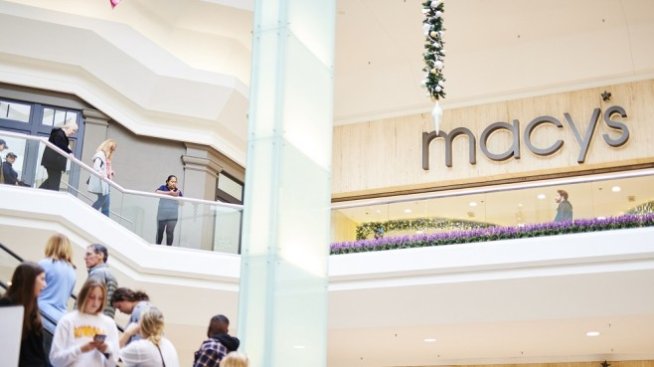 Печалбата и приходите на Macy's поеха надолу