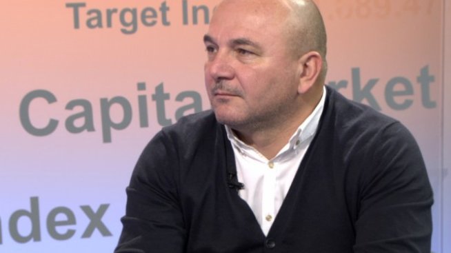 Дацов: Проблемът на финансите ни не е с дълга, а с трупането на дефицити