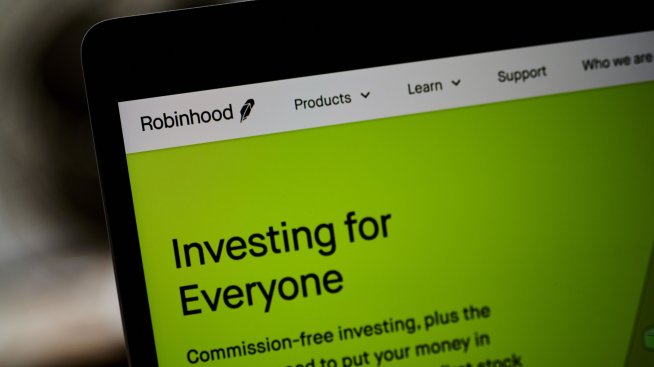 Американският борсов регулатор разследва и криптобизнеса на Robinhood