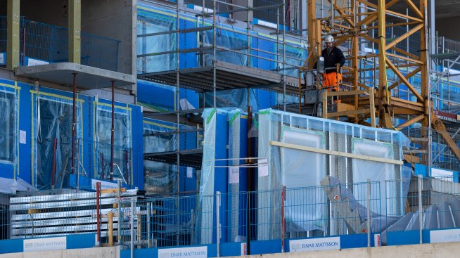 Шведската икономика се е свила най-рязко от 2022 г. насам