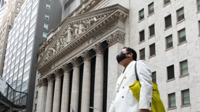 Как печели Wall Street от индивидуалните трейдъри?
