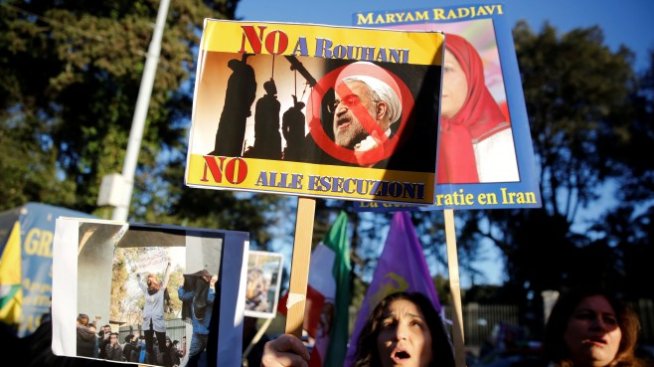 Кои са "Муджахидините на народа" - заклетите противници на иранския режим