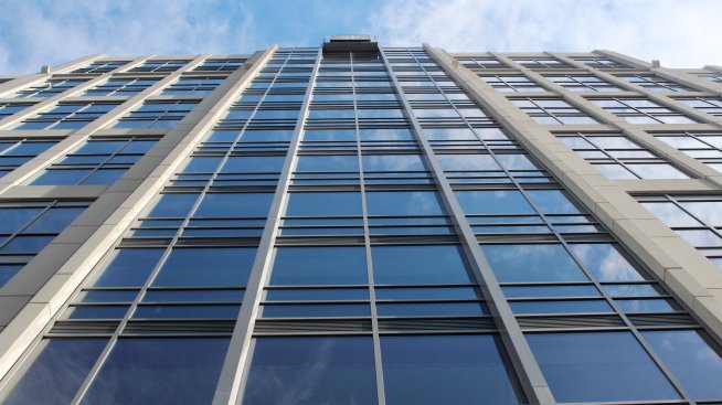 Офис пазарът в Европа продължава да се възстановява с ръст на наемите и усвоените площи