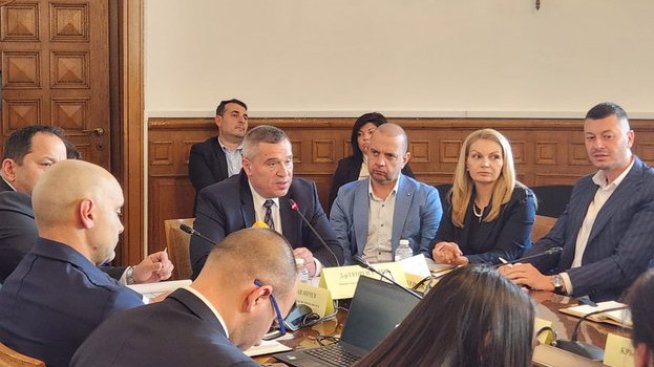 Земеделското министерство разработва мрежа от магазини с български стоки с малка надценка