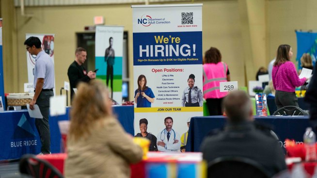 Темпът на наемане на нови служители от американския бизнес се забавя до 9-месечно дъно