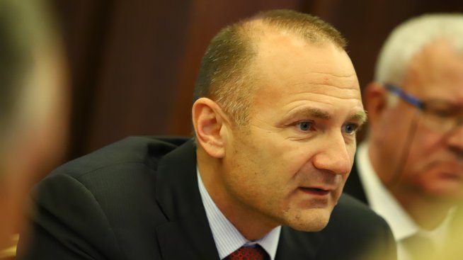 Министерството на енергетиката търси решение на високите цени на газа в Чирен