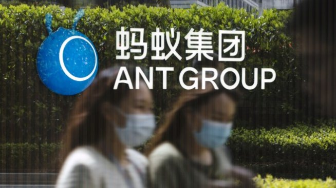 Ant разглежда възможността Джак Ма да се раздели със своя дял в компанията