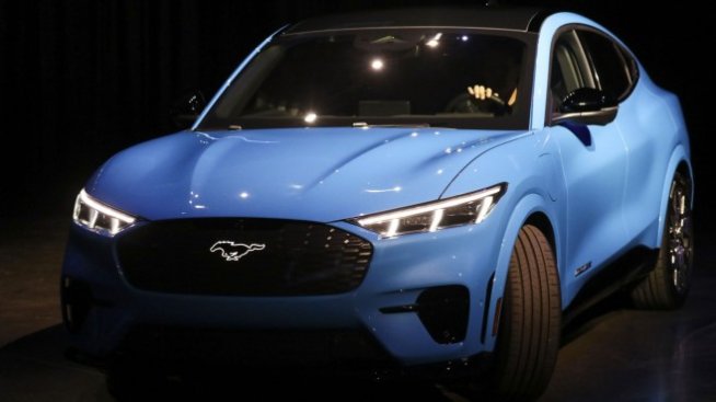 Ford: Ще продадем до 100 хил. автономни коли в премиерната им година 