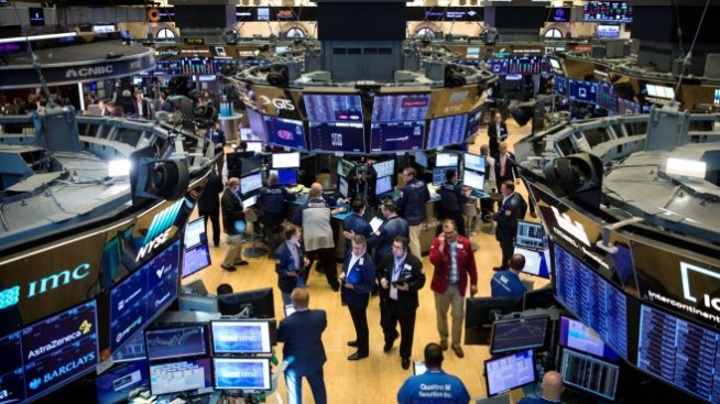 Dow се насочва към най-лошата си седмица от март насам*