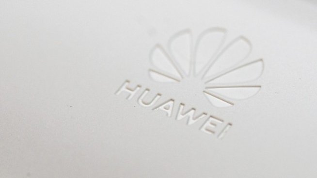 Китай осъди поредния удар на САЩ по Huawei