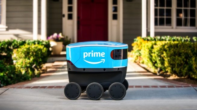 Amazon стартира тестови доставки с роботи  