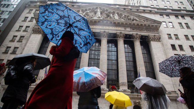 Wall Street започва търговията в зелено, докато пазарът гледа към Фед*