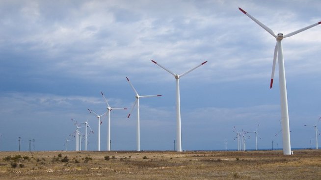 Експерт: При соларната индустрия проблемът е в управлението на електропреносната мрежа