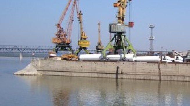 "Химимпорт" АД взима на концесия пристанище Никопол